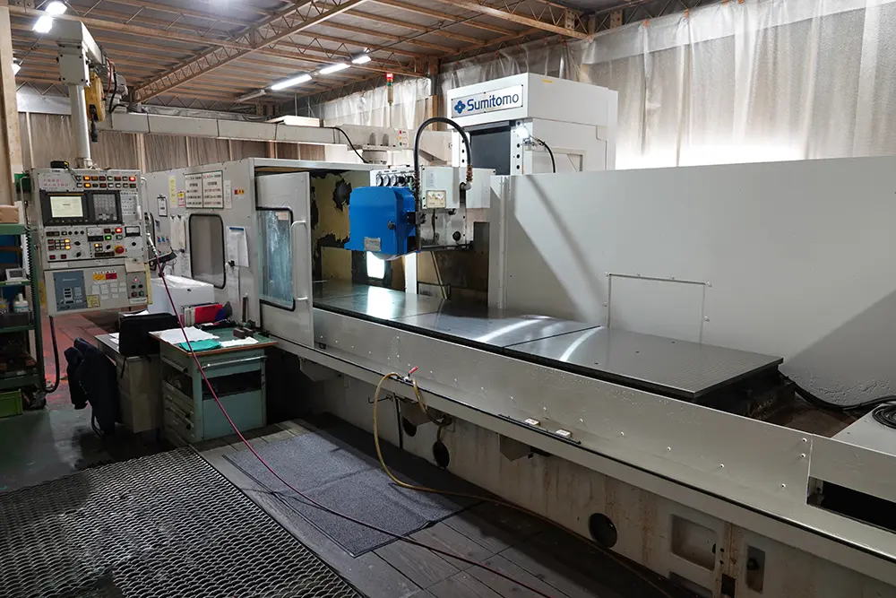 大型・長尺品の平面研削加工技術 | 【公式】守谷刃物研究所｜高級特殊